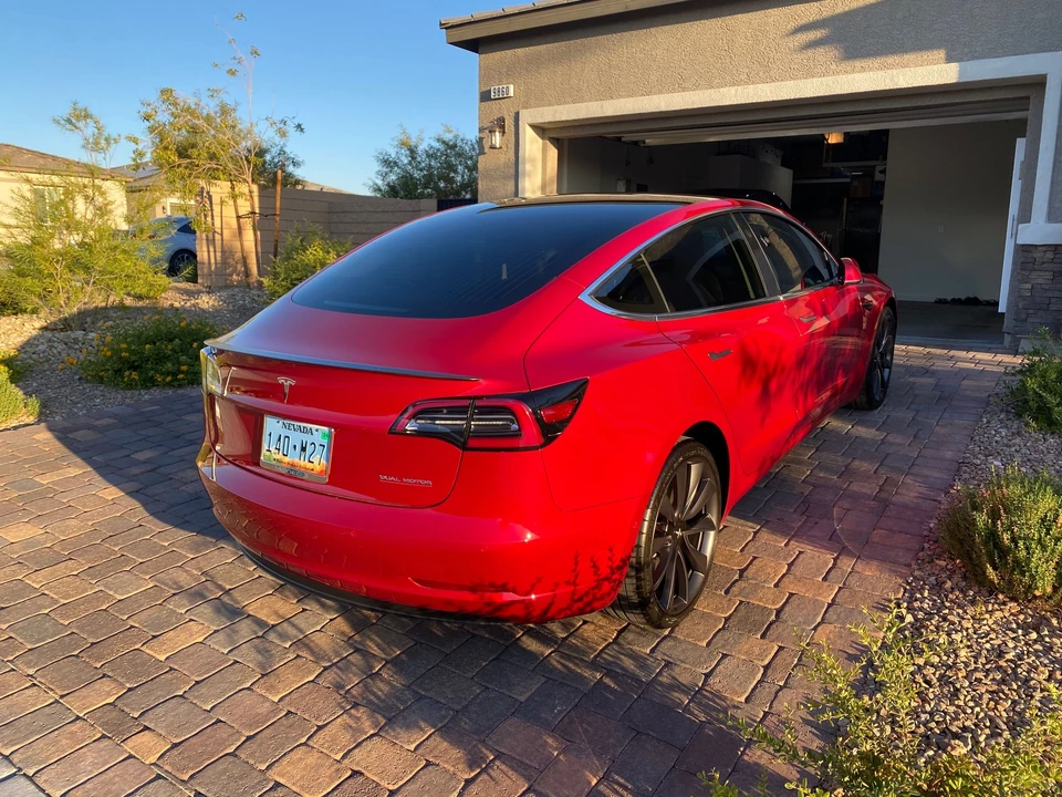 2020 Tesla Model 3 Performance - Image 5 of 10