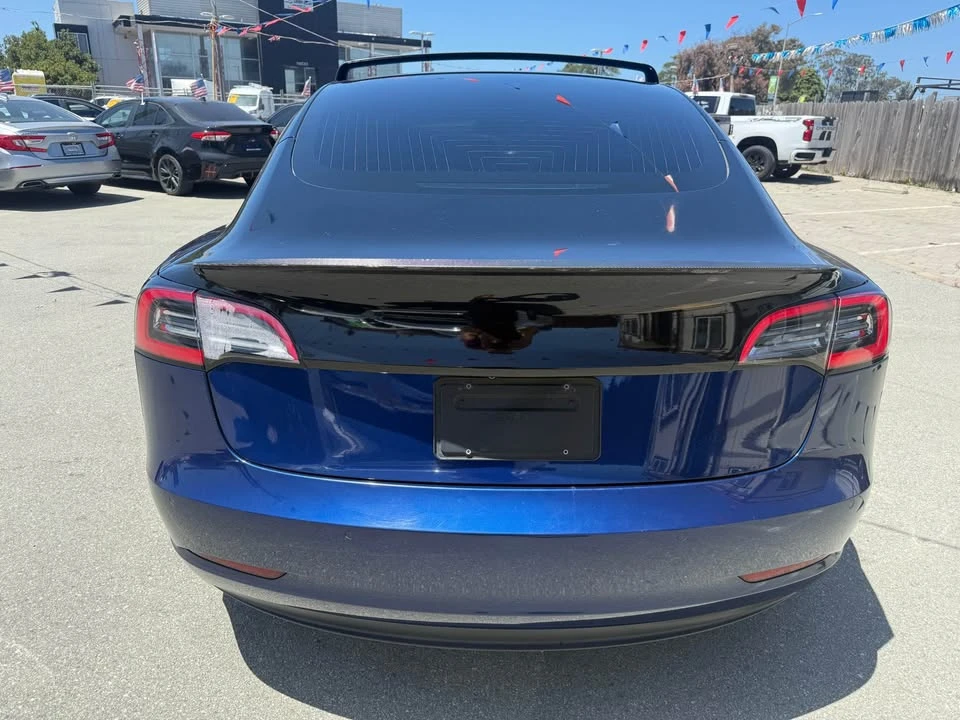2020 Tesla Model 3 Performance - Image 4 of 13