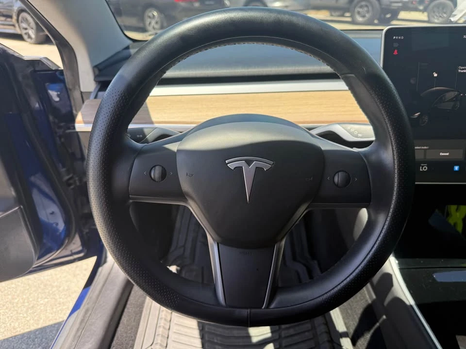 2020 Tesla Model 3 Performance - Image 8 of 13