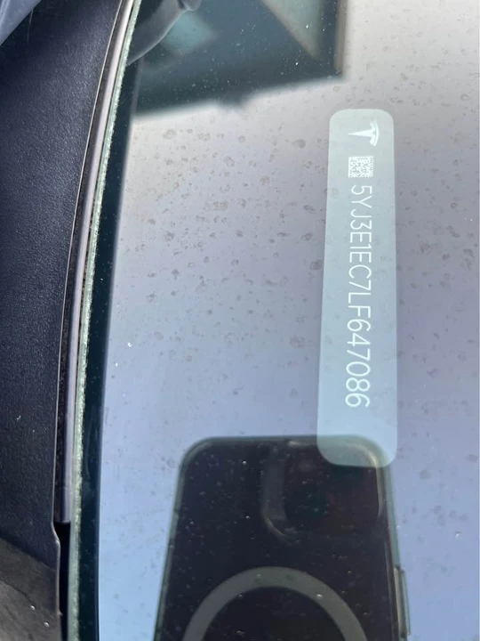 2020 Tesla Model 3 Performance - Image 8 of 8