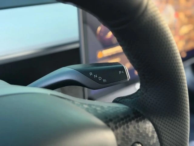 2020 Tesla Model 3 Performance - Image 20 of 21