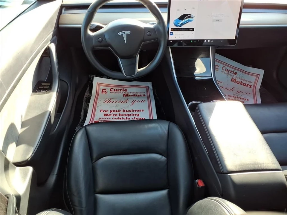 2020 Tesla Model 3 - Image 9 of 12