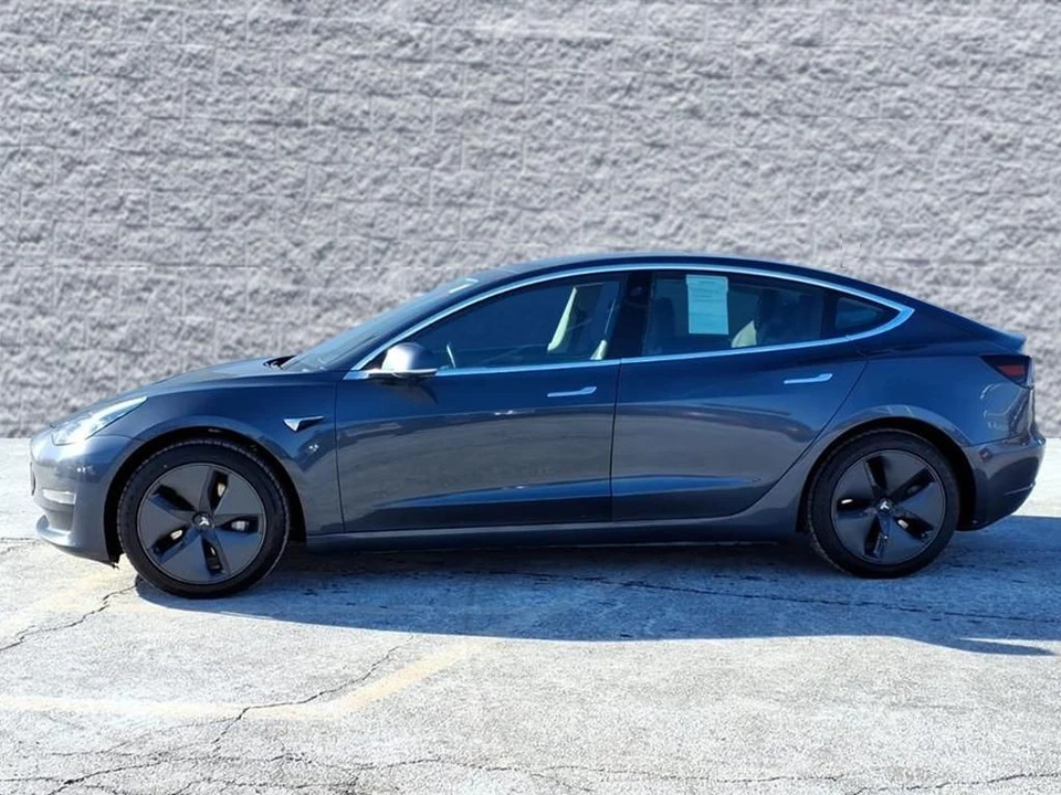 2020 Tesla Model 3 - Image 4 of 12