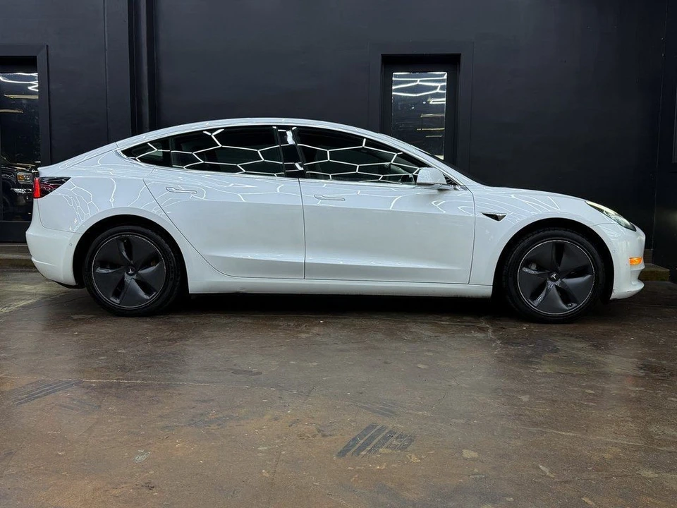 2020 Tesla Model 3 - Image 10 of 21