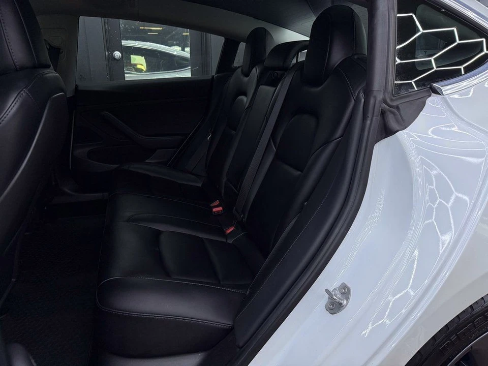 2020 Tesla Model 3 - Image 20 of 21