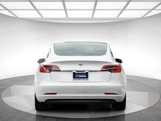 2020 Tesla Model 3 - Image 3 of 12