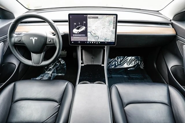 2020 Tesla Model 3 - Image 10 of 12