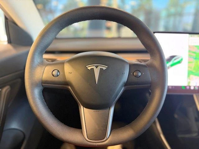 2020 Tesla Model 3 - Image 14 of 20