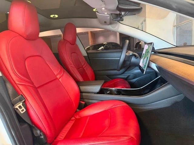 2020 Tesla Model 3 - Image 13 of 20