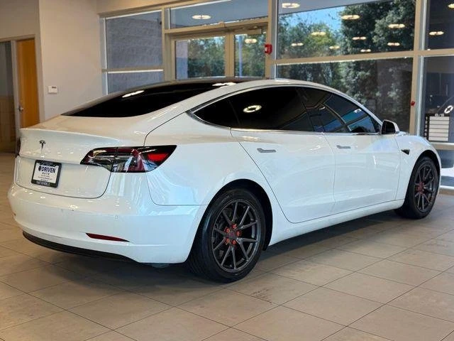 2020 Tesla Model 3 - Image 7 of 20