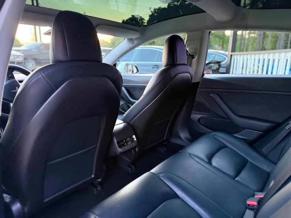 2020 Tesla Model 3 - Image 13 of 19