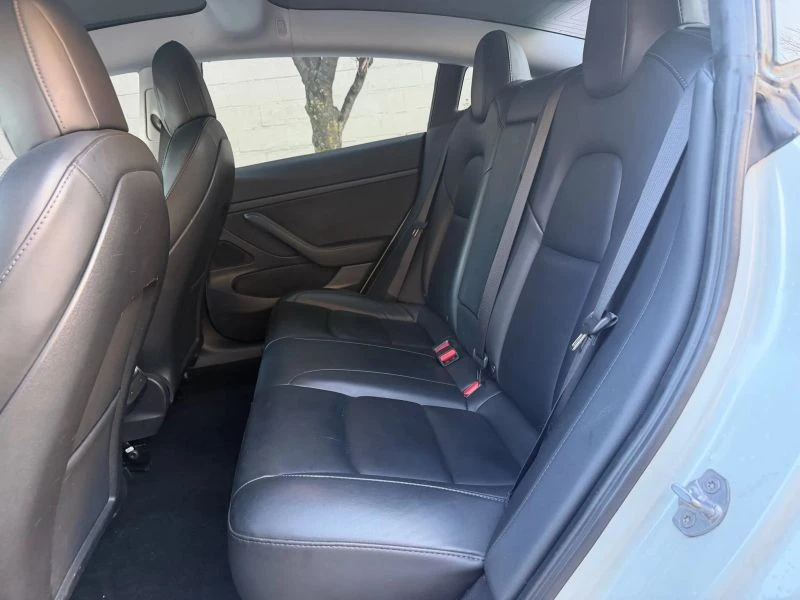 2020 Tesla Model 3 - Image 12 of 12