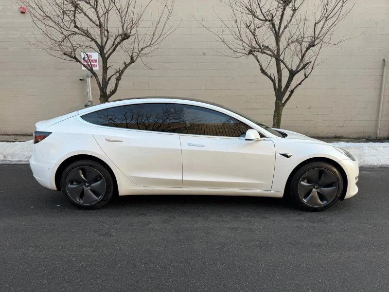 2020 Tesla Model 3 - Image 8 of 12