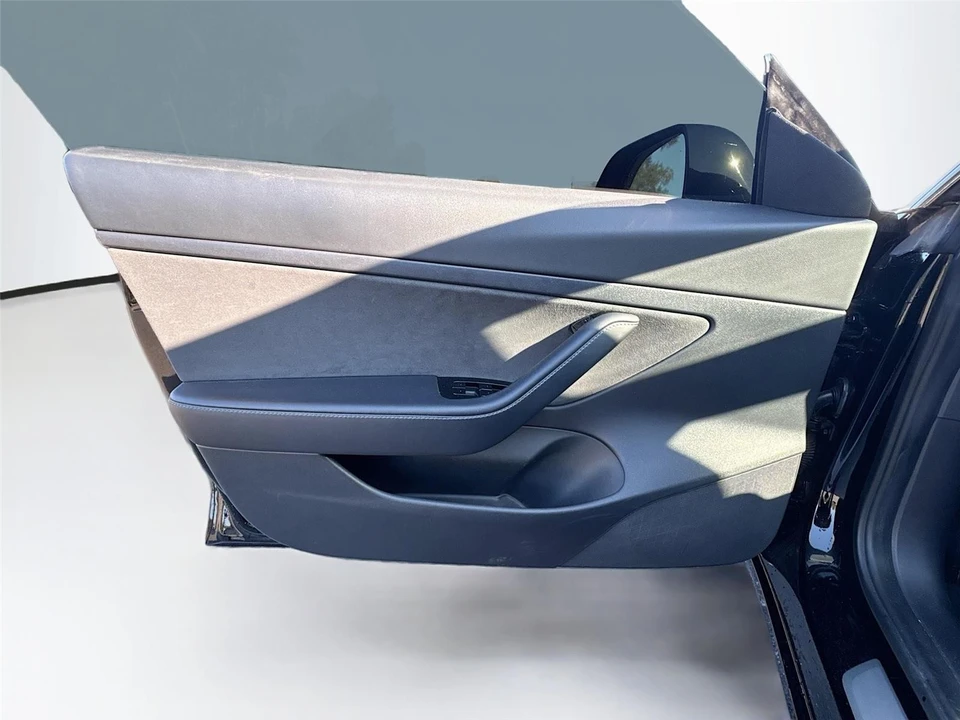2020 Tesla Model 3 - Image 11 of 15