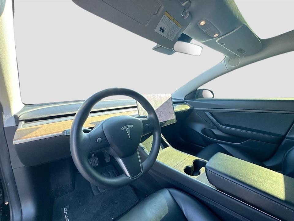 2020 Tesla Model 3 - Image 10 of 15