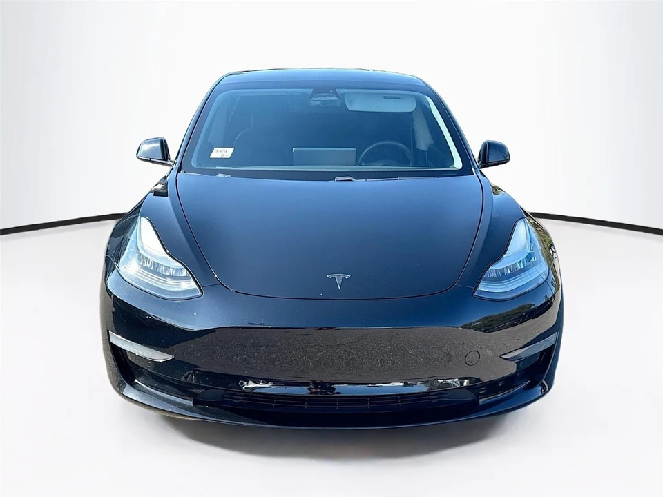 2020 Tesla Model 3 - Image 2 of 15