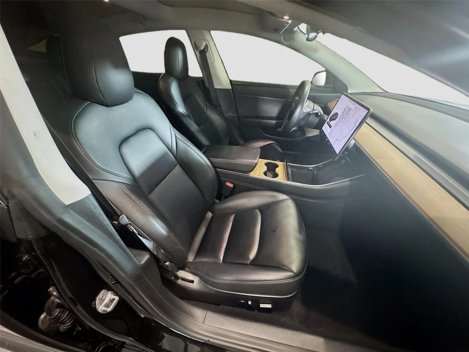 2020 Tesla Model 3 - Image 20 of 21