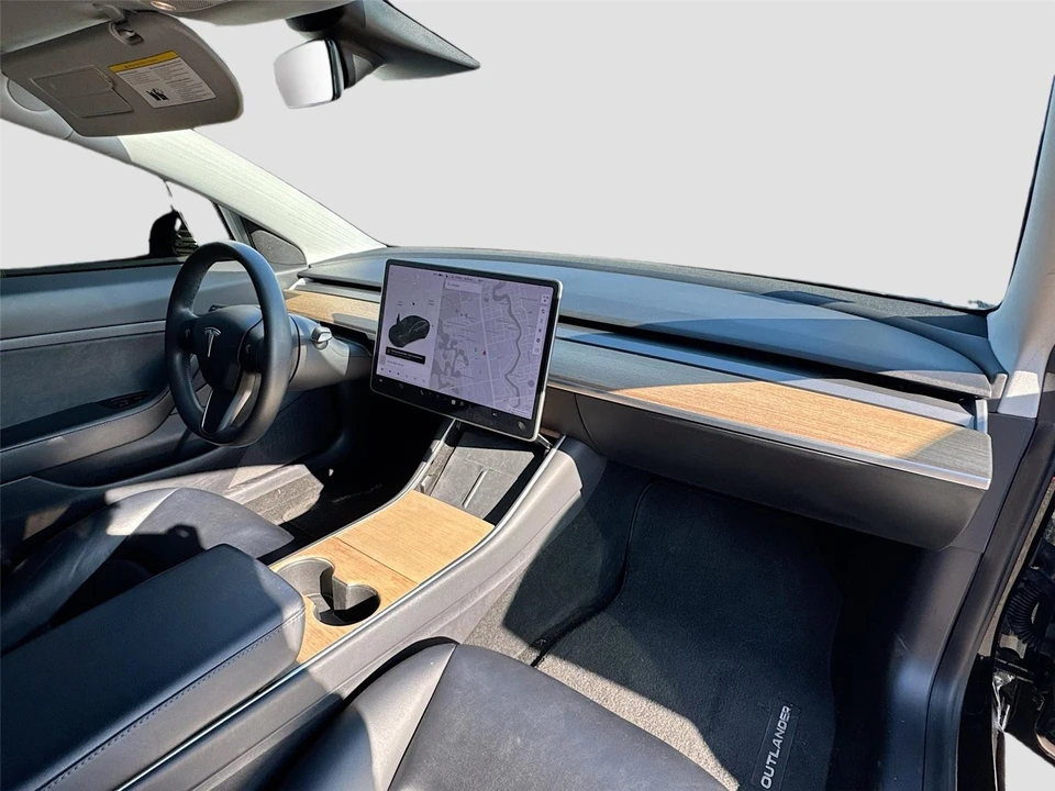 2020 Tesla Model 3 - Image 15 of 15