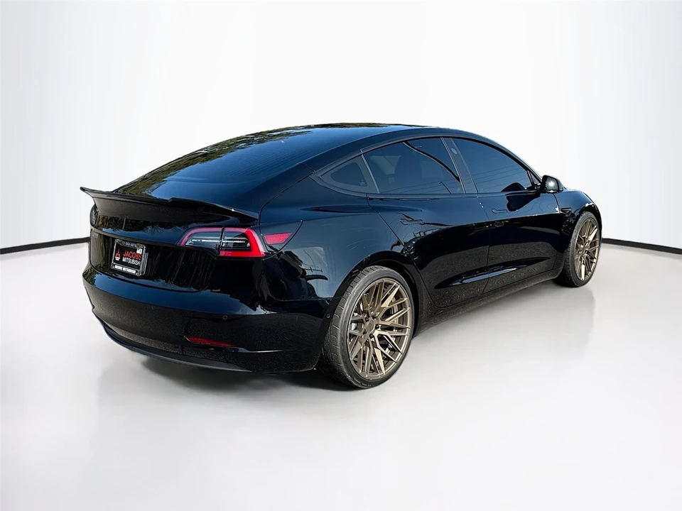 2020 Tesla Model 3 - Image 7 of 15