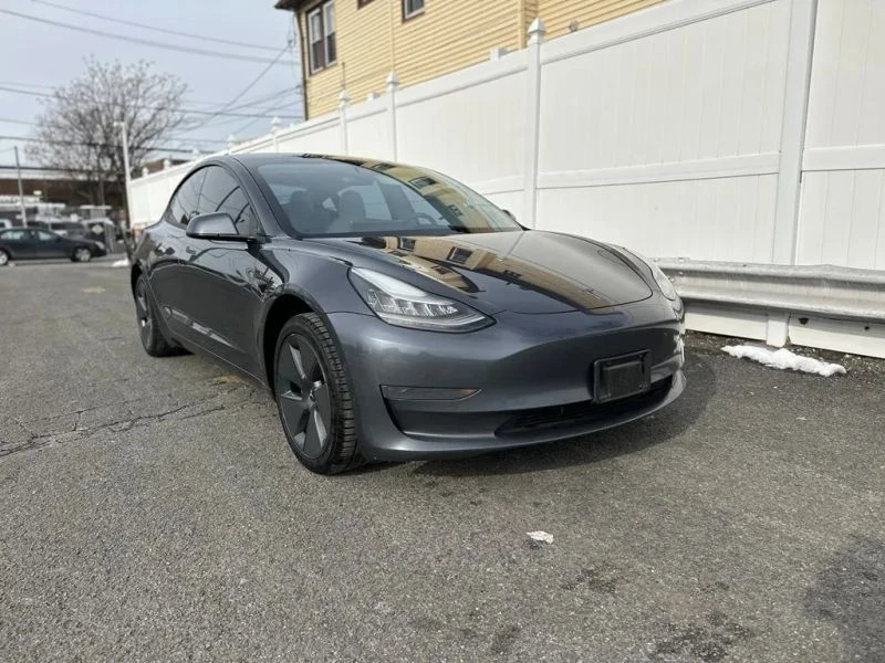 2020 Tesla Model 3 - Image 3 of 12