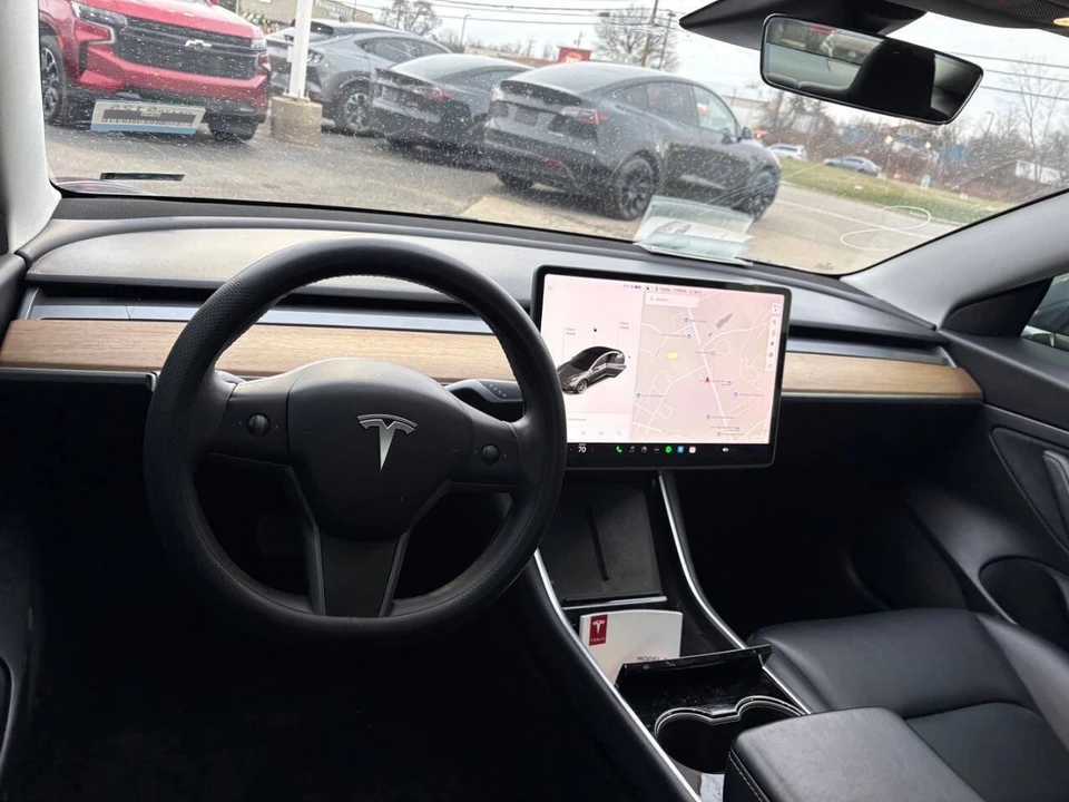 2020 Tesla Model 3 - Image 9 of 12