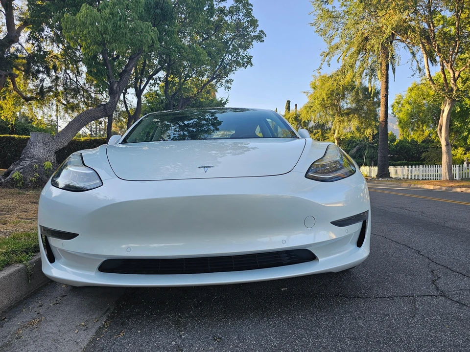 2020 Tesla Model 3 - Image 6 of 31