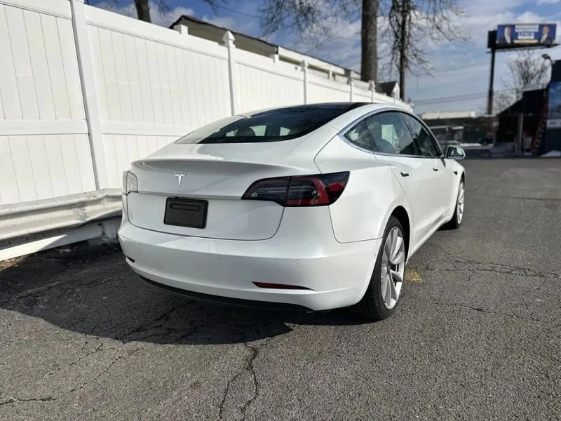 2020 Tesla Model 3 - Image 7 of 12
