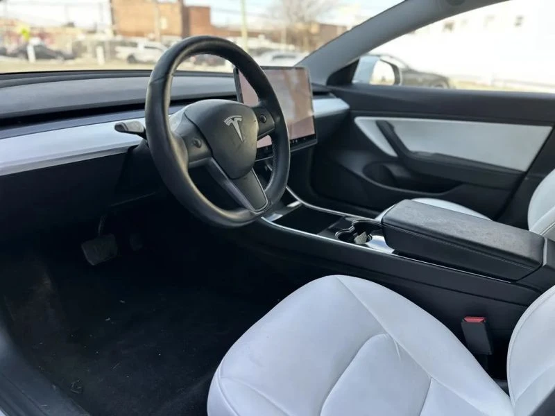 2020 Tesla Model 3 - Image 10 of 12