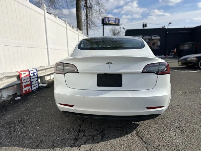 2020 Tesla Model 3 - Image 6 of 12