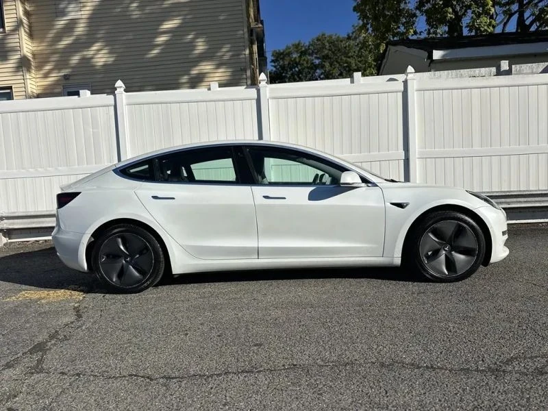 2020 Tesla Model 3 - Image 8 of 12