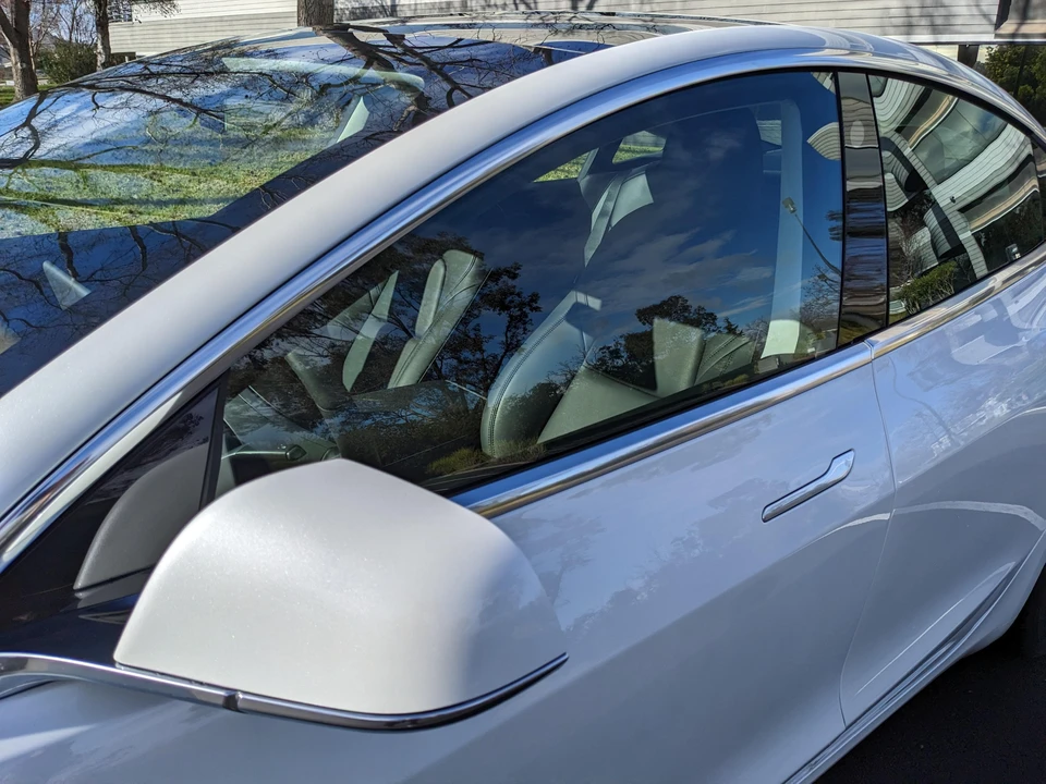 2020 Tesla Model 3 - Image 26 of 31