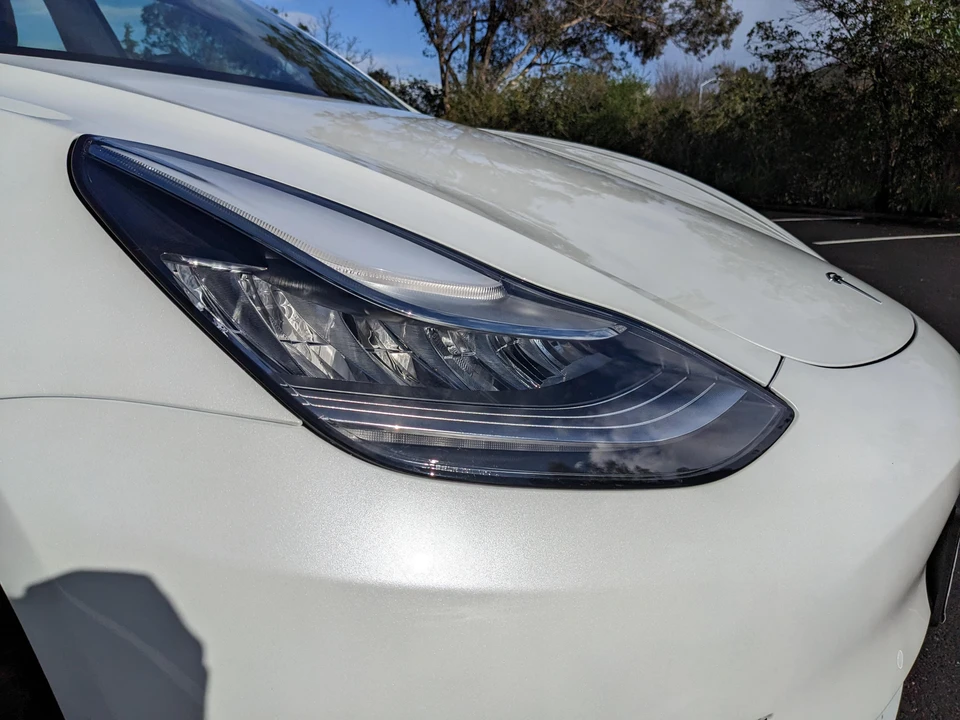 2020 Tesla Model 3 - Image 12 of 31