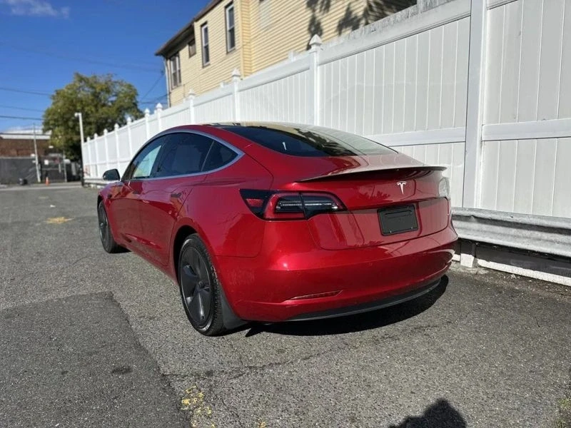 2020 Tesla Model 3 - Image 5 of 12