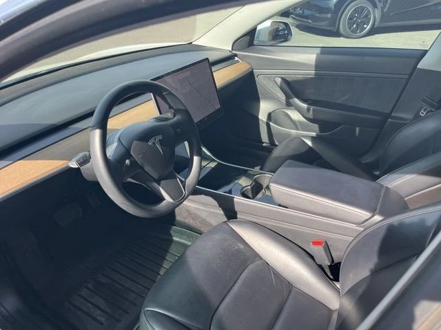 2020 Tesla Model 3 - Image 10 of 21