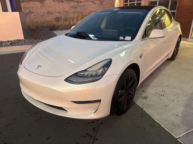 2020 Tesla Model 3 - Image 4 of 21