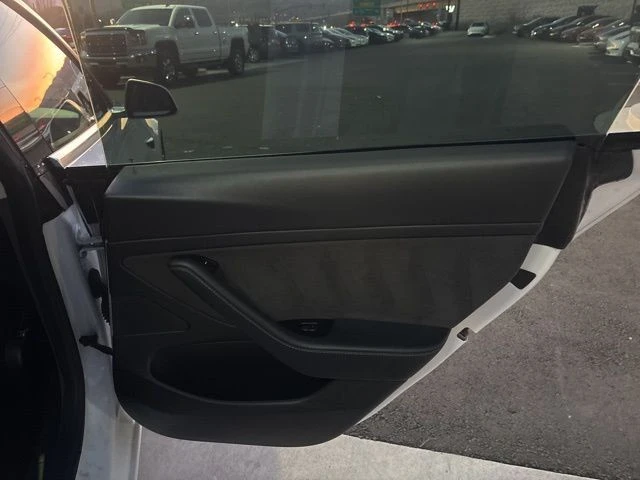 2020 Tesla Model 3 - Image 19 of 21
