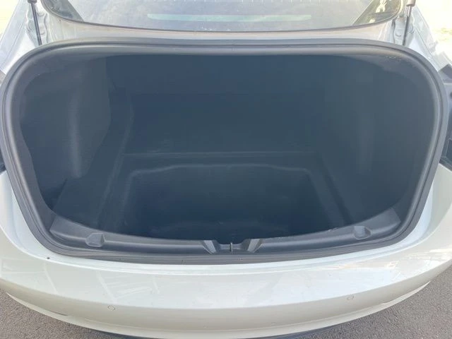 2020 Tesla Model 3 - Image 17 of 21