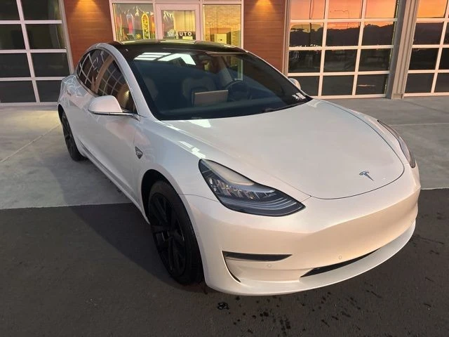 2020 Tesla Model 3 - Image 2 of 21