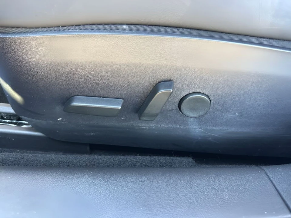 2020 Tesla Model 3 - Image 10 of 12