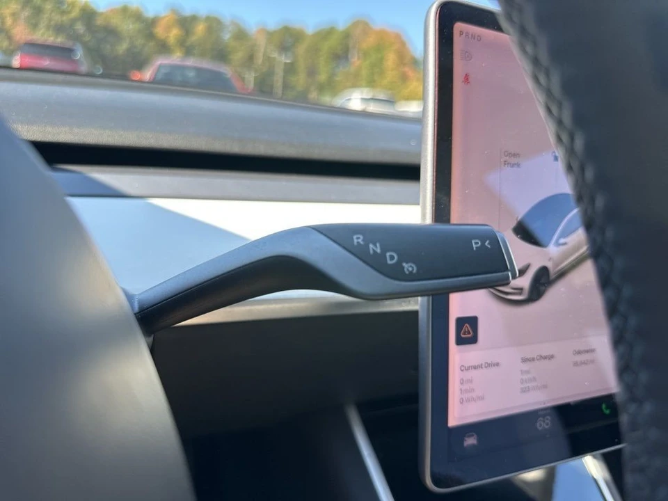 2020 Tesla Model 3 - Image 17 of 21