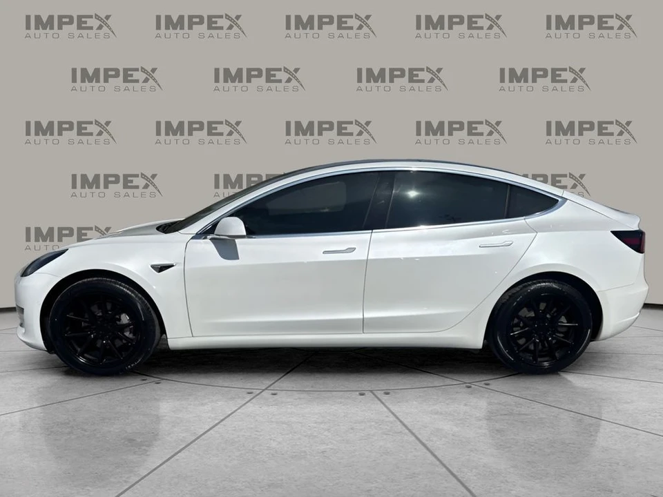 2020 Tesla Model 3 - Image 2 of 21