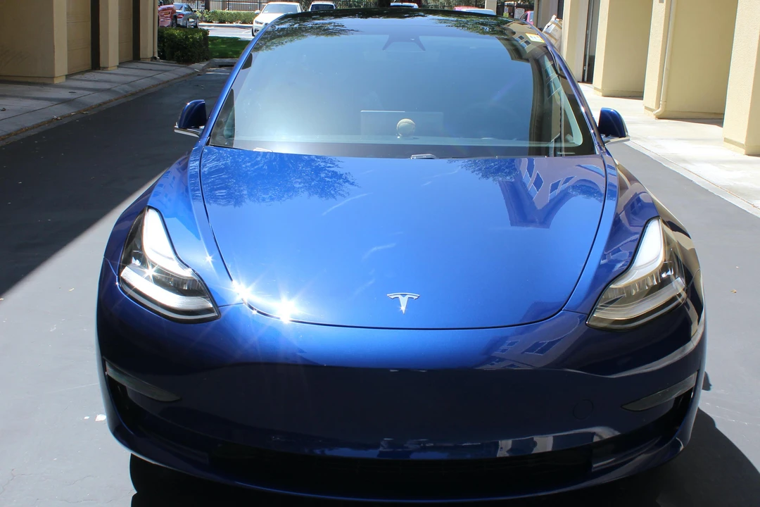 2020 Tesla Model 3 - Image 2 of 5