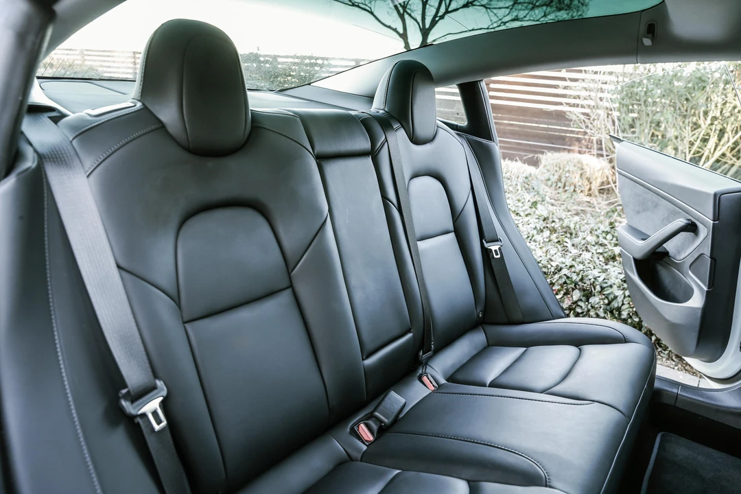 2020 Tesla Model 3 - Image 23 of 31