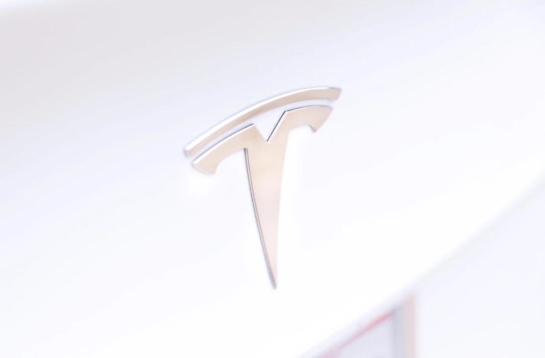 2020 Tesla Model 3 - Image 19 of 31