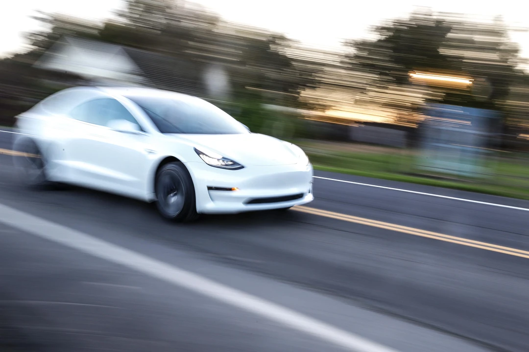 2020 Tesla Model 3 - Image 11 of 31