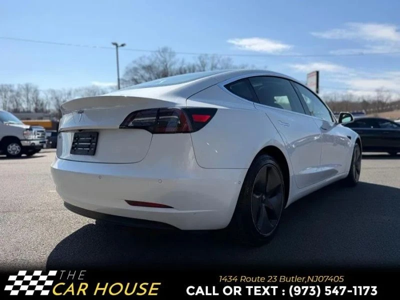 2020 Tesla Model 3 - Image 8 of 12