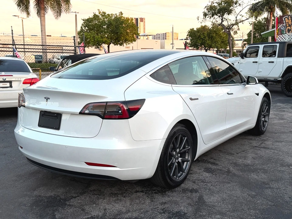 2020 Tesla Model 3 - Image 16 of 21