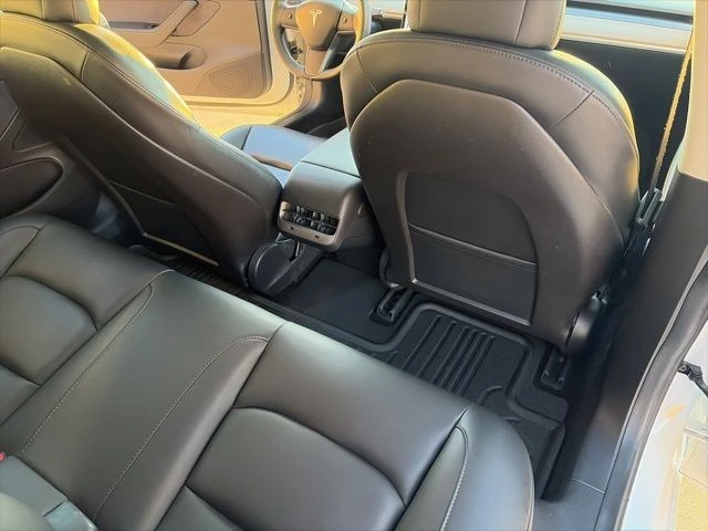 2020 Tesla Model 3 - Image 19 of 21