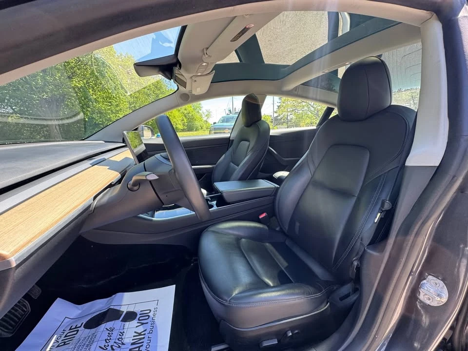 2020 Tesla Model 3 - Image 12 of 18