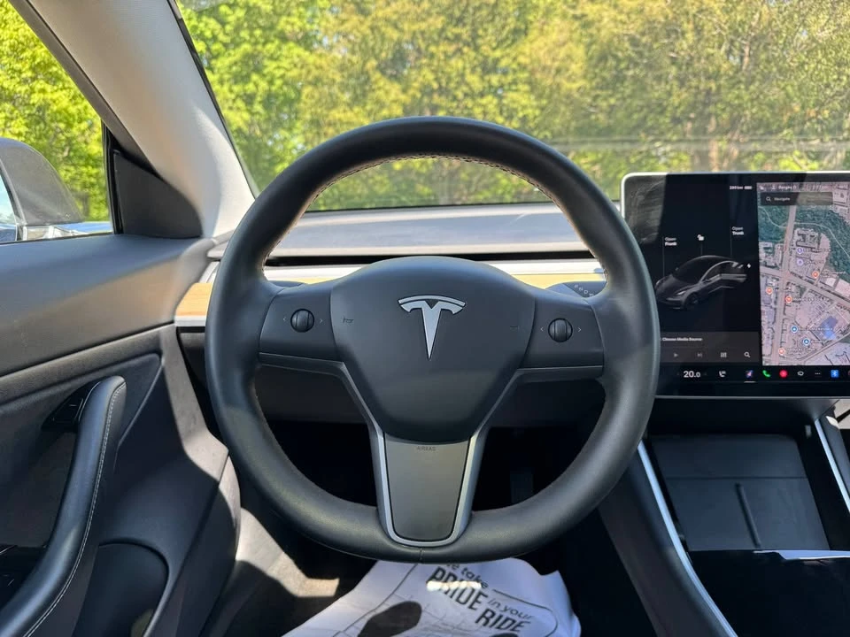 2020 Tesla Model 3 - Image 14 of 18